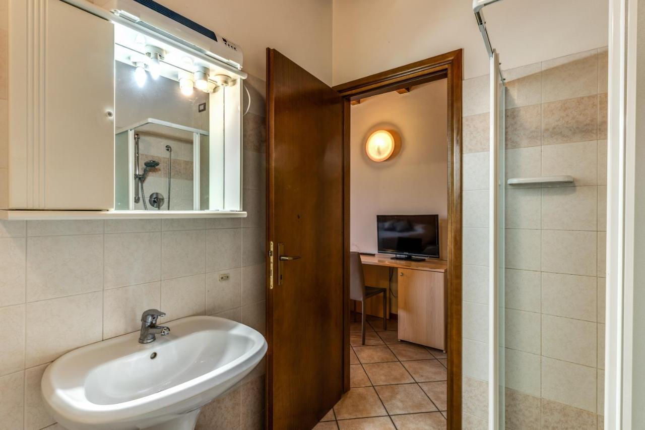 Agriturismo Pozzo Fiorito Castiglione Delle Stiviere Luaran gambar
