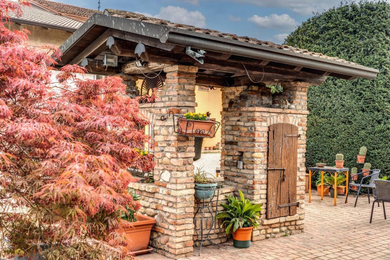 Agriturismo Pozzo Fiorito Castiglione Delle Stiviere Luaran gambar