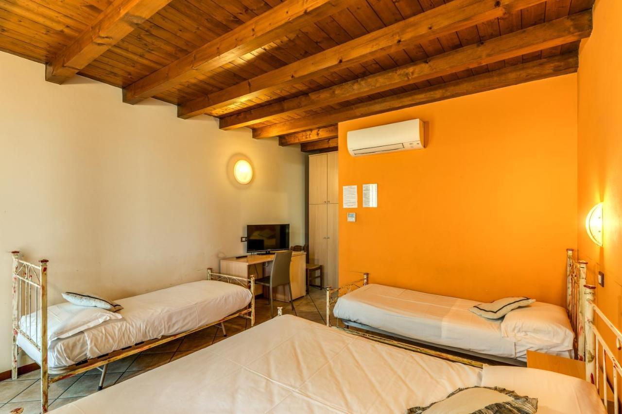 Agriturismo Pozzo Fiorito Castiglione Delle Stiviere Luaran gambar