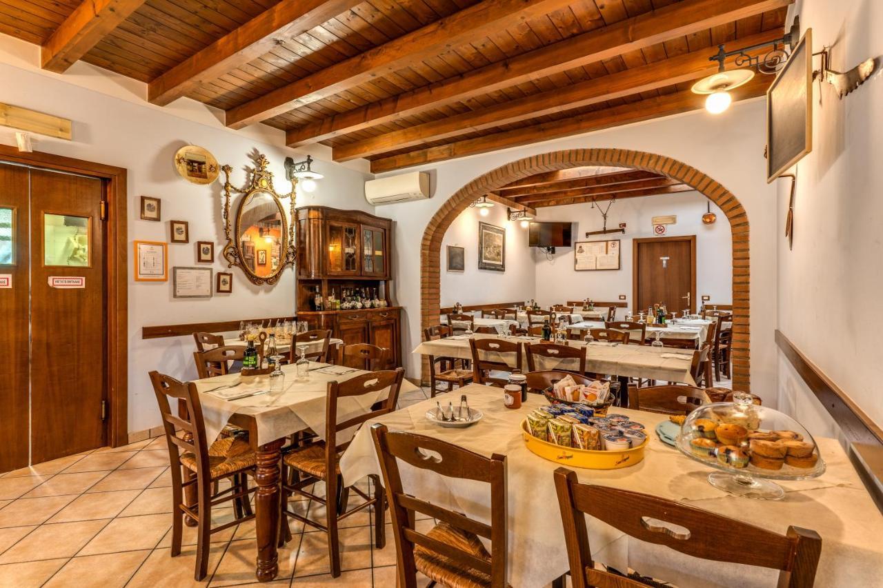 Agriturismo Pozzo Fiorito Castiglione Delle Stiviere Luaran gambar