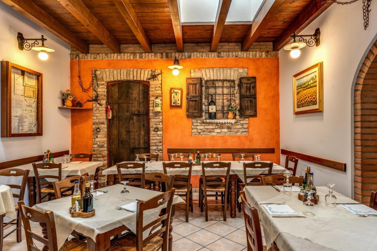 Agriturismo Pozzo Fiorito Castiglione Delle Stiviere Luaran gambar
