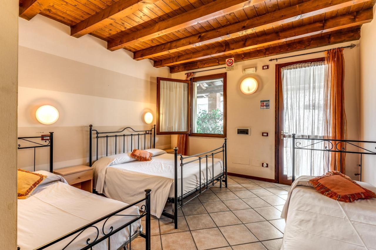 Agriturismo Pozzo Fiorito Castiglione Delle Stiviere Luaran gambar