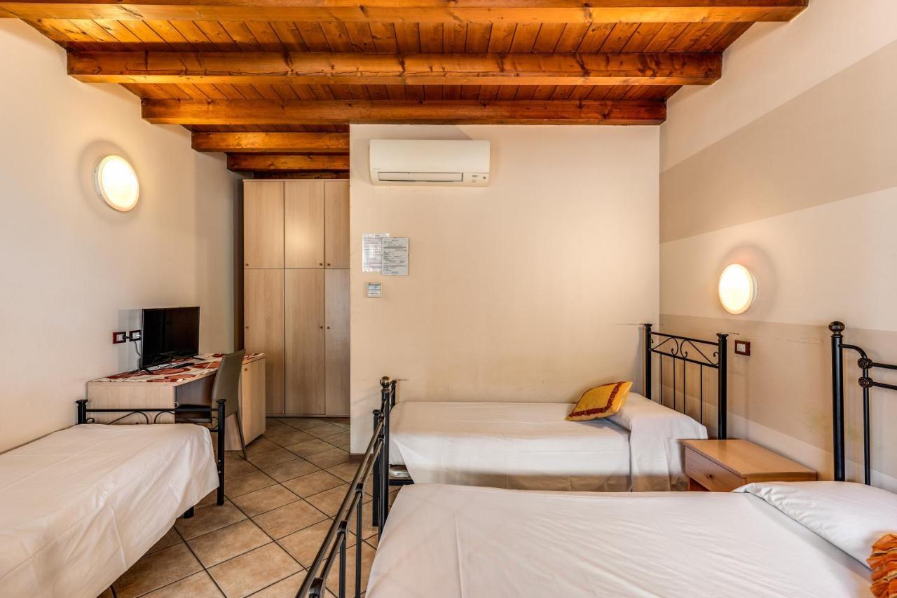 Agriturismo Pozzo Fiorito Castiglione Delle Stiviere Luaran gambar