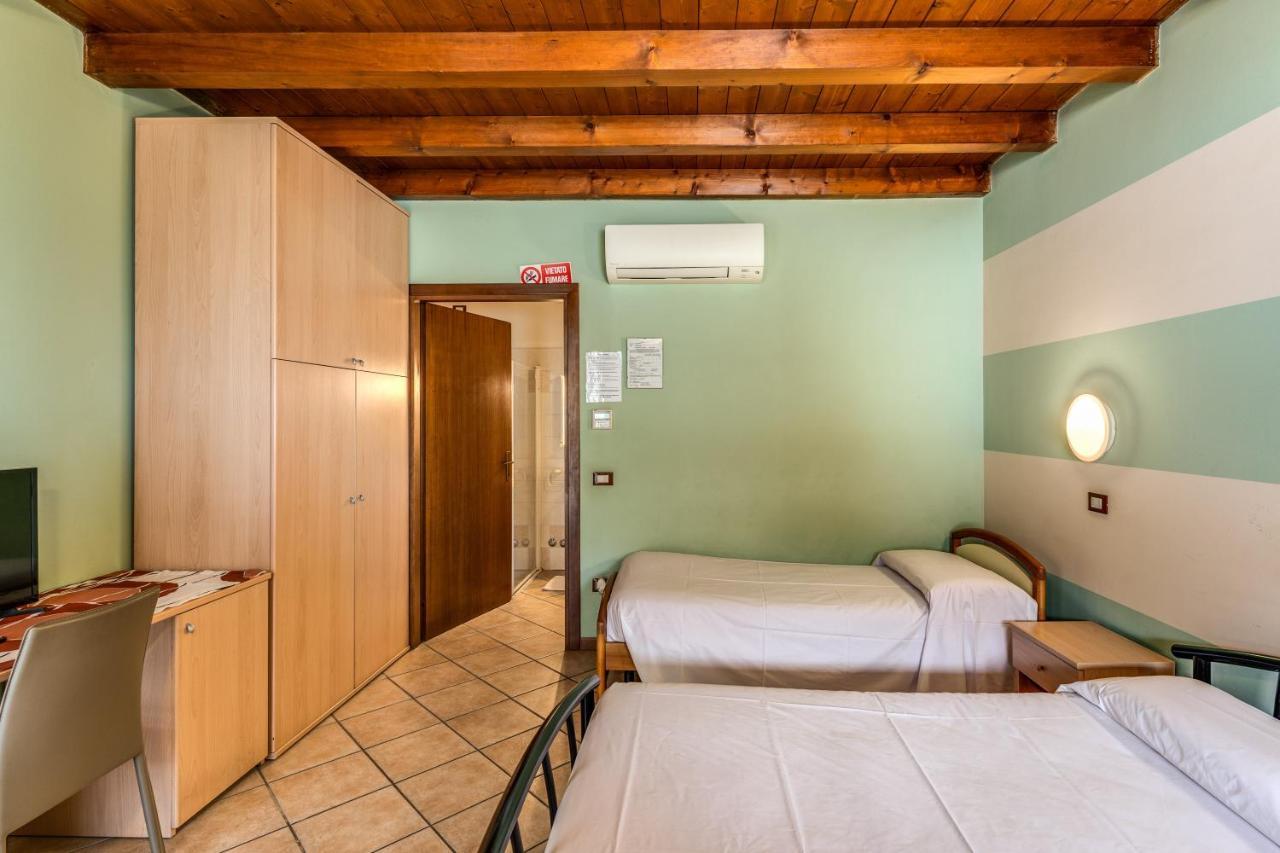 Agriturismo Pozzo Fiorito Castiglione Delle Stiviere Luaran gambar