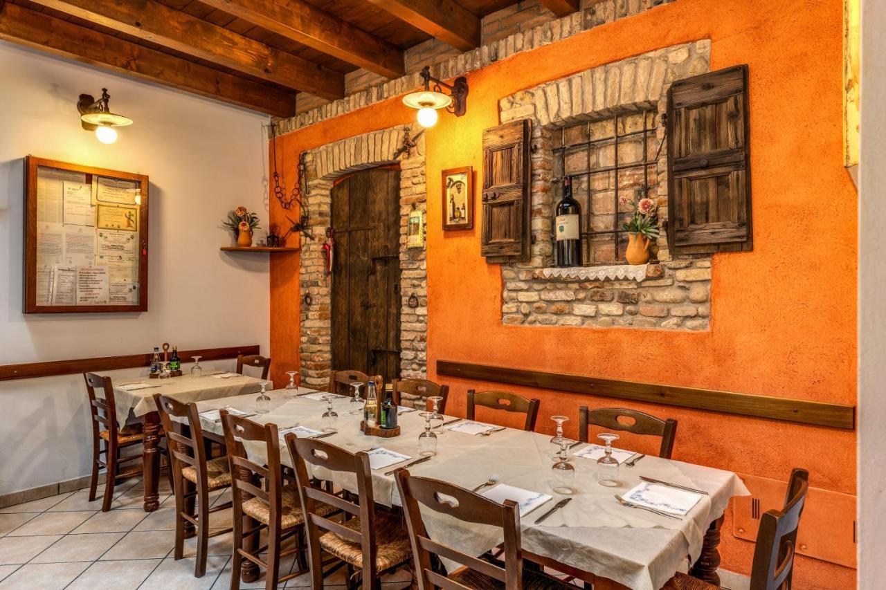 Agriturismo Pozzo Fiorito Castiglione Delle Stiviere Luaran gambar